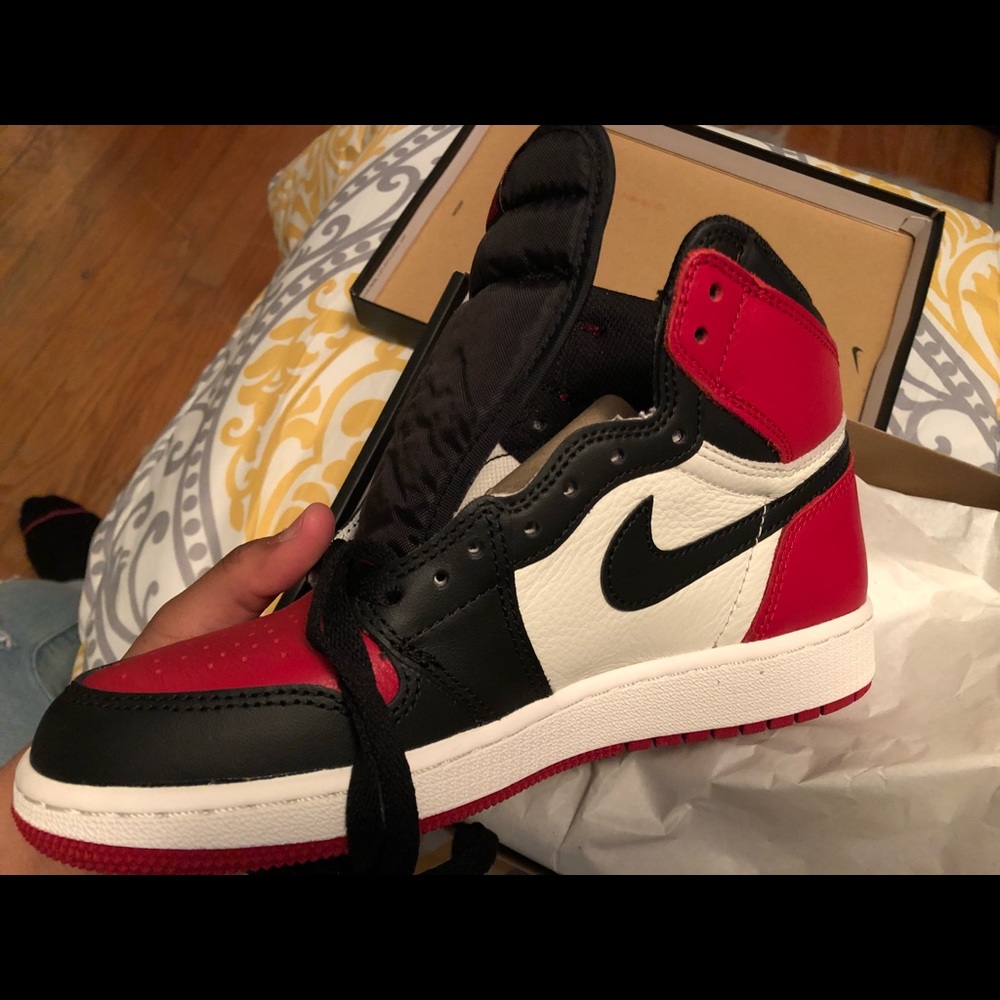 Bred Toe 1s - Picture 2 of 4